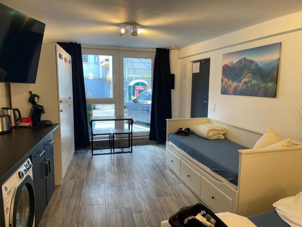 Ferienwohnung Beutelsbacherstr. 12 C Stuttgart Exterior foto